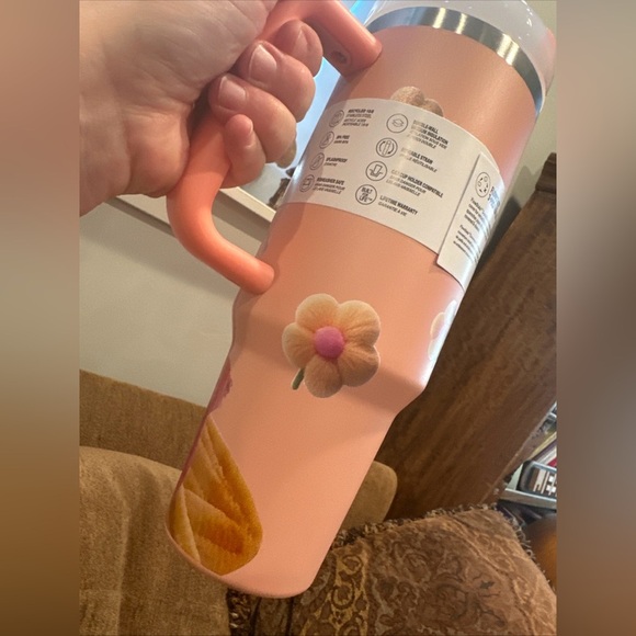 STANLEY custom Labubu Quencher H2.0 Tumbler 40 oz, Pink - Picture 4 of 7